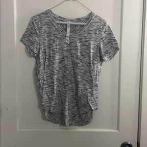 Grey and white lululemon long distance shirt